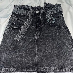H&M black denim skirt